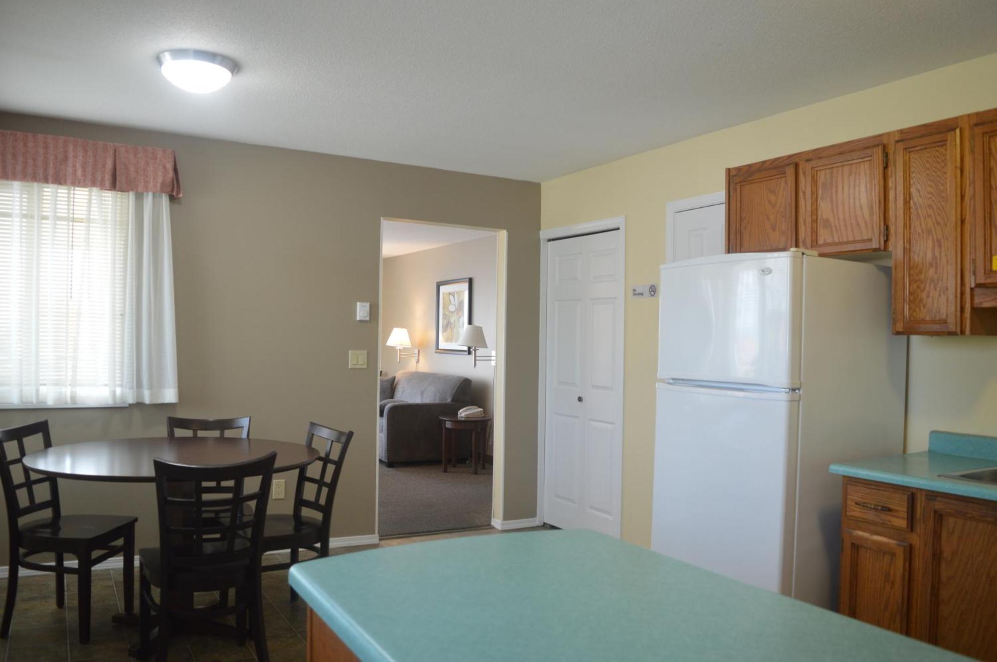 Siesta Suites Kelowna Eksteriør billede