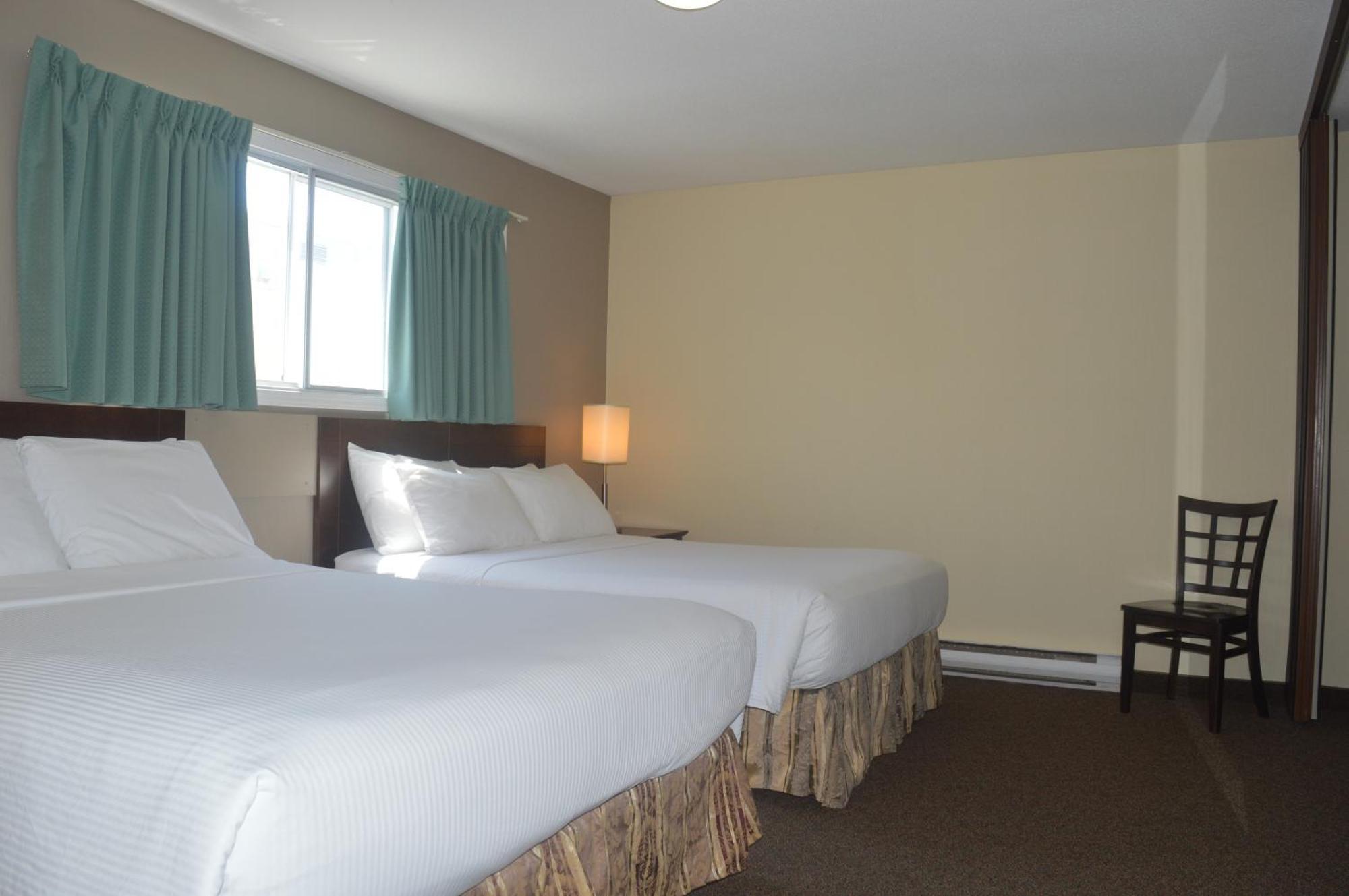 Siesta Suites Kelowna Eksteriør billede