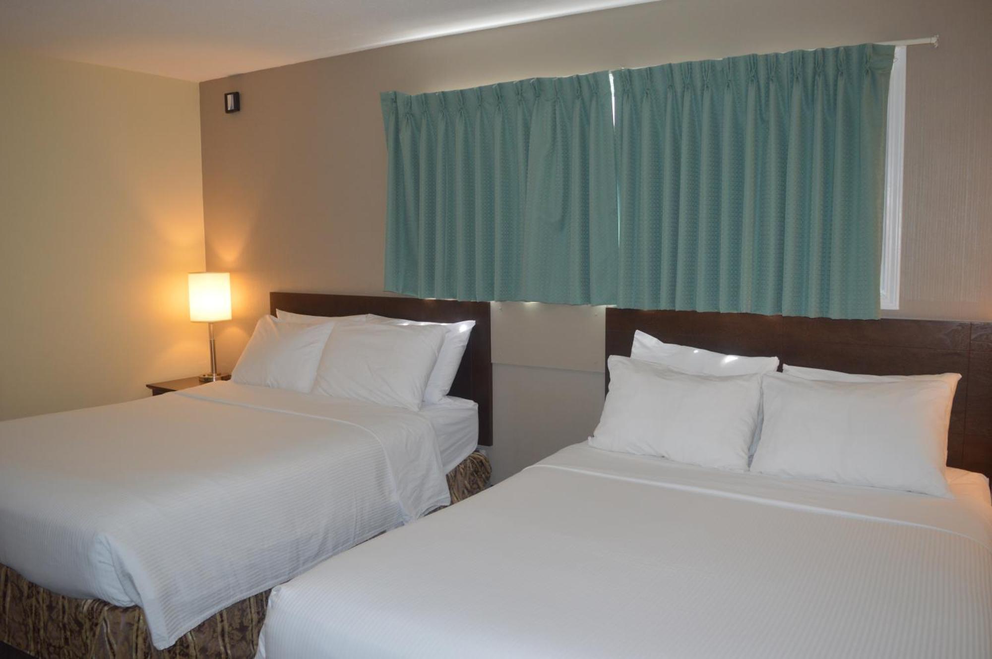Siesta Suites Kelowna Eksteriør billede