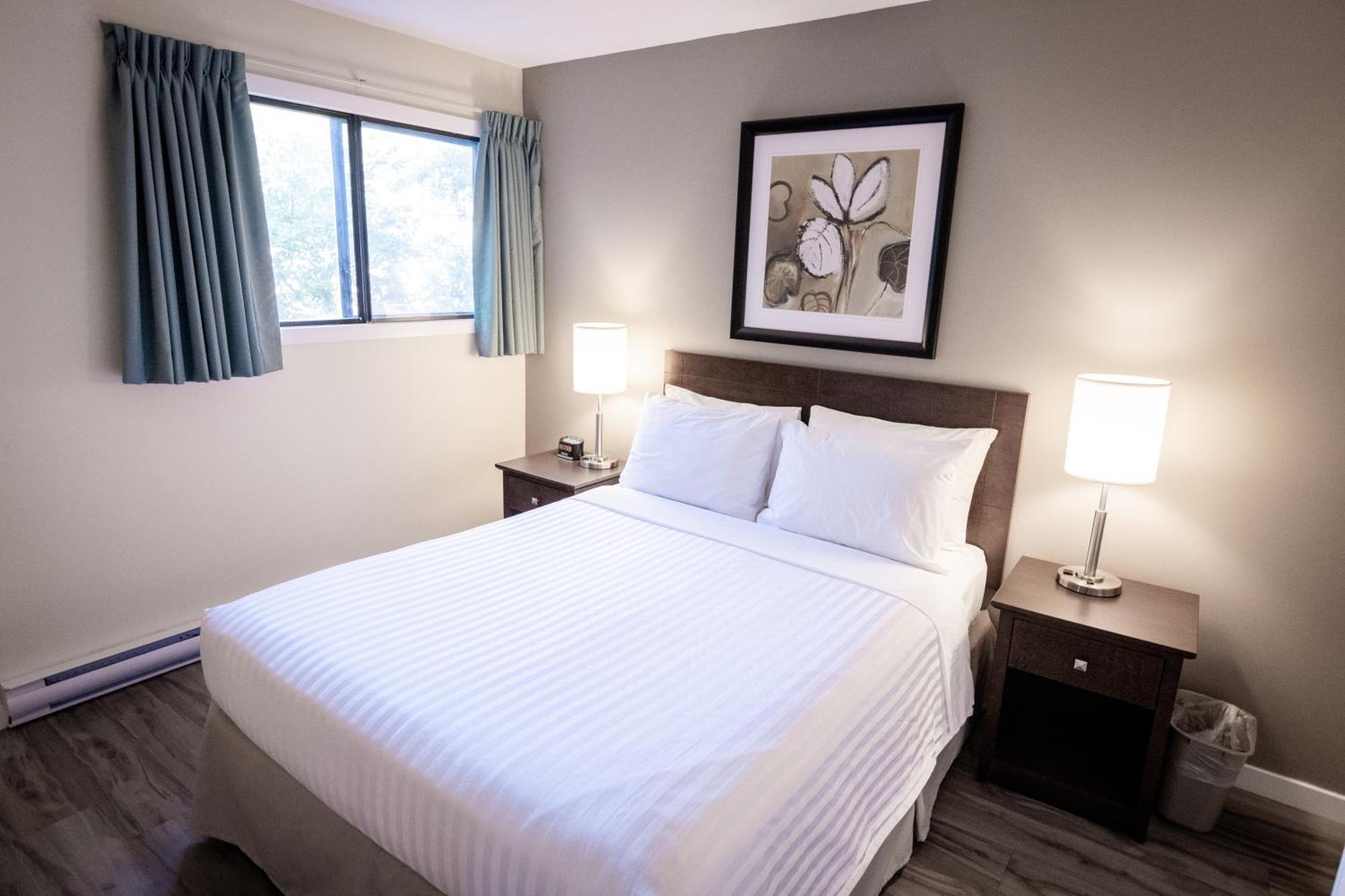 Siesta Suites Kelowna Eksteriør billede