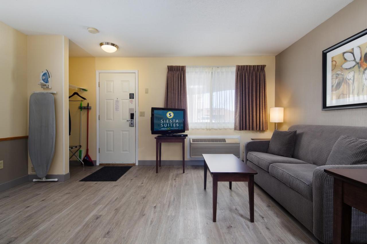 Siesta Suites Kelowna Eksteriør billede