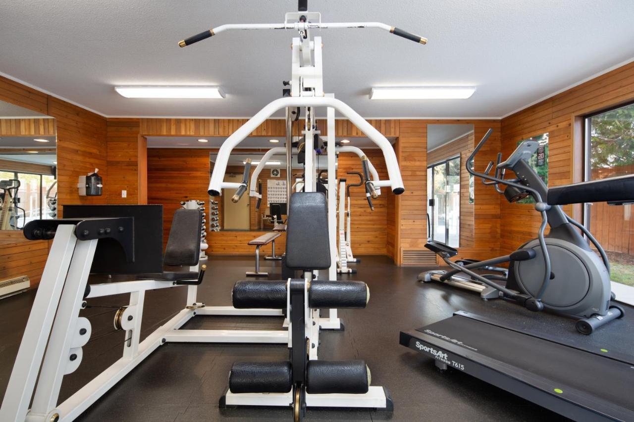 Siesta Suites Kelowna Eksteriør billede